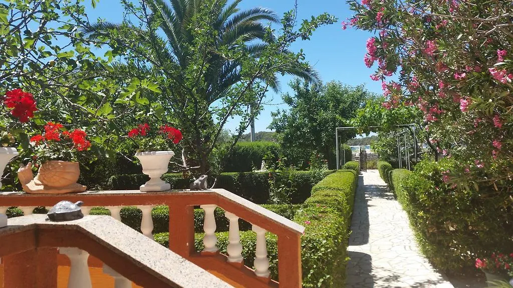Guesthouse Mira Rab Town Croatia