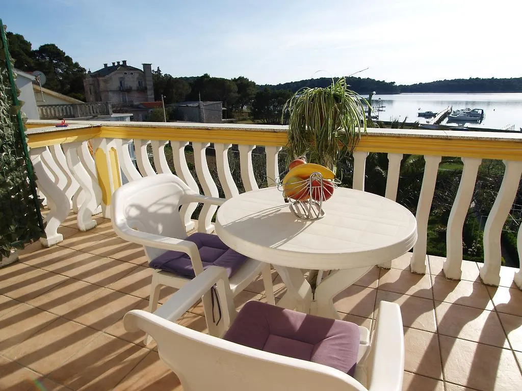 Guesthouse Mira Rab Town 3*,  Kroatien